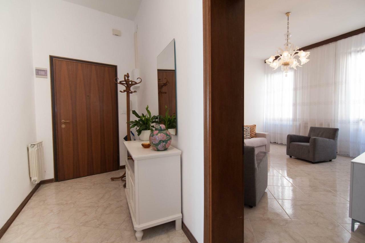Riva Excelsior Apartment Venesia Bagian luar foto